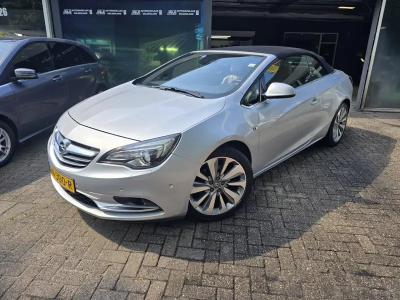 Opel Cascada 1.6 Turbo Cosmo | AUTOMAAT | 1E EIGENAAR | 12MND 2015 leasen bij DreamLease: foto 1