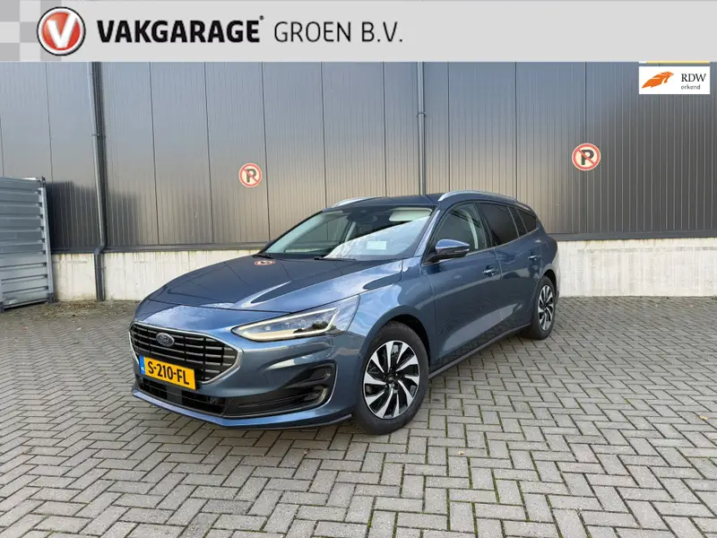 Ford Focus Wagon 1.0 EcoBoost Hybrid Titanium X / clima / camera / ad.cruise / navi / winterpakket ! 2023 leasen bij DreamLease: foto 1