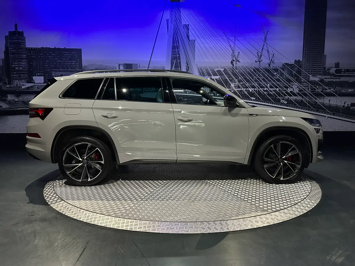 Škoda Kodiaq 1.5 TSI Business Edition Plus *Pano*Memory*Trekhaak*: foto 2