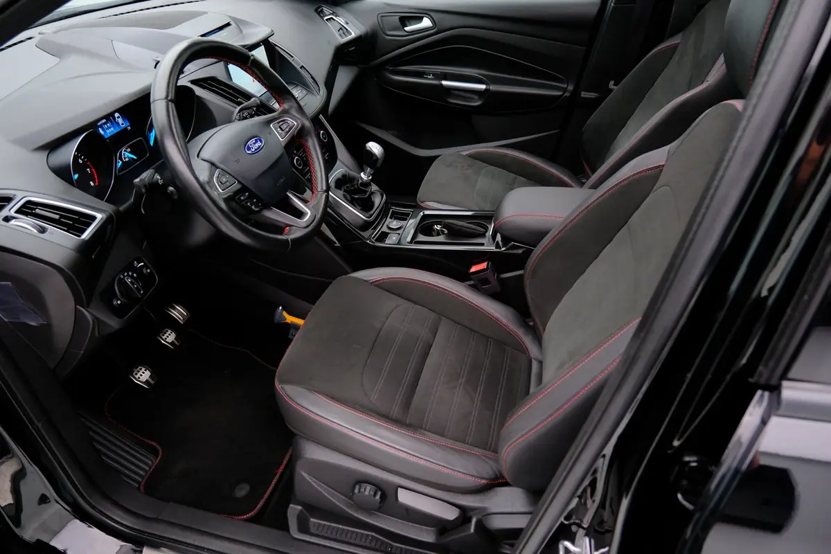 Ford Kuga 1.5 EcoBoost ST Line Pano|1e Eig!|Leder-alcantara|Navi|Cam|LMV: foto 2
