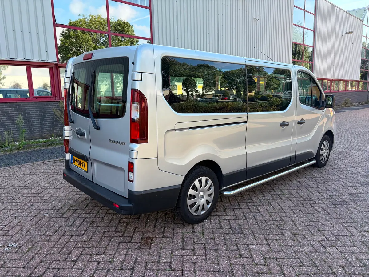 Renault Trafic Passenger 1.6 dCi Grand Expression Energy: foto 2