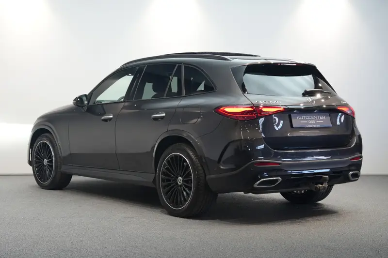 Mercedes-Benz GLC 300e 4MATIC AMG Premium+ 2023 leasen bij DreamLease: foto 2