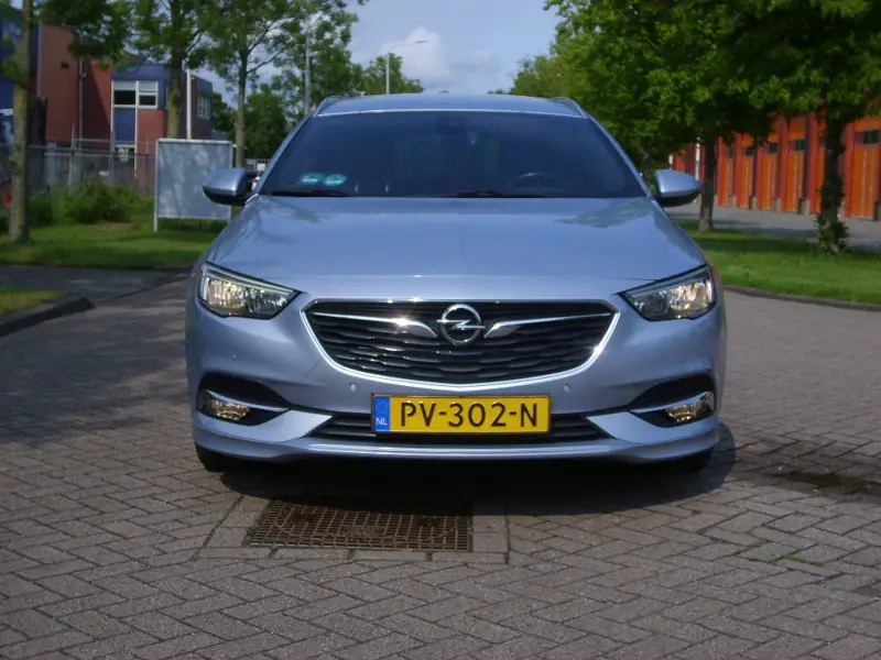 Opel Insignia Sports Tourer 1.5 Turbo Business Executive OPC Line 2017 leasen bij DreamLease: foto 2