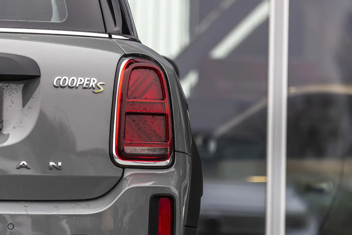 MINI Countryman Mini 1.5 Cooper S E ALL4 Chili: foto 42
