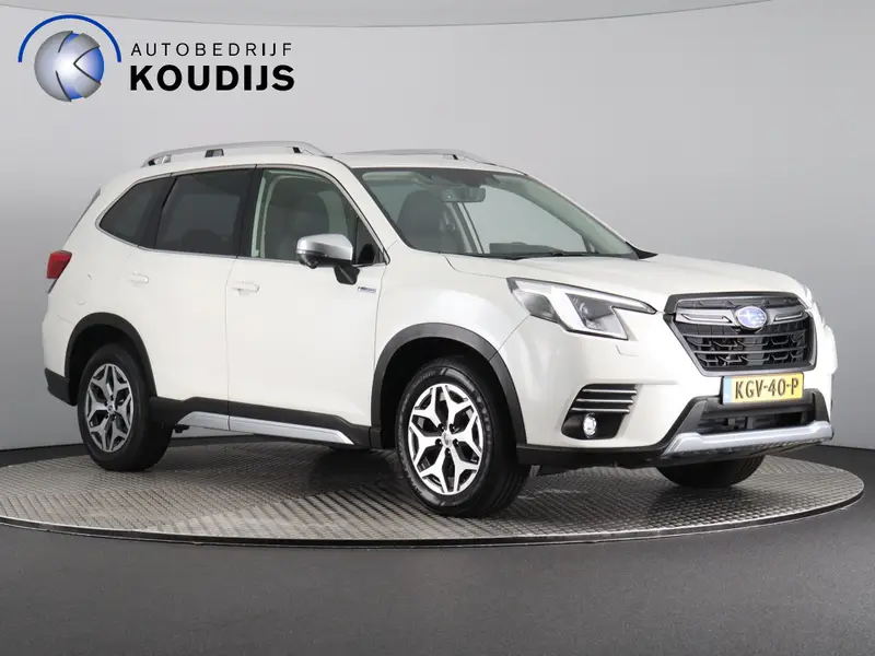 Subaru Forester 2.0i e-BOXER Premium AWD 2023 leasen bij DreamLease: foto 1