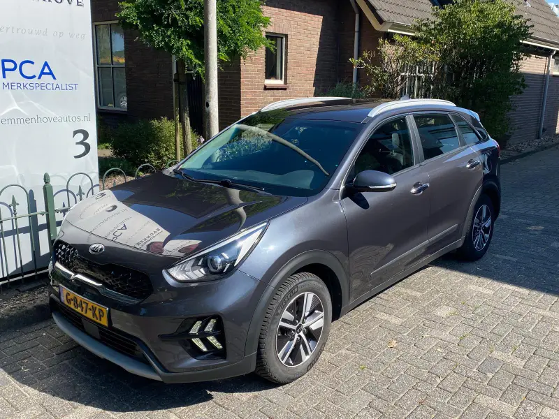 Kia Niro 1.6 GDi Hybrid ExecutiveLine 2019 leasen bij DreamLease: foto 2