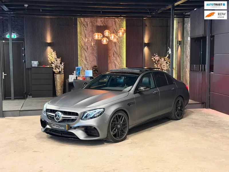 Mercedes-Benz E-Klasse AMG 63 4MATIC Premium|PANO|MEMORY|FULL OPTIONS 2018 leasen bij DreamLease: foto 1