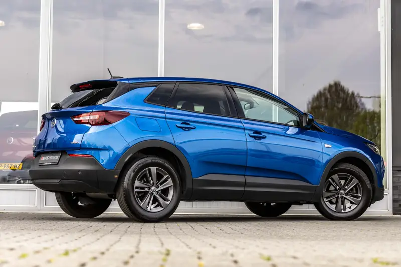 Opel Grandland X 1.2 Turbo Innovation 2018 leasen bij DreamLease: foto 2