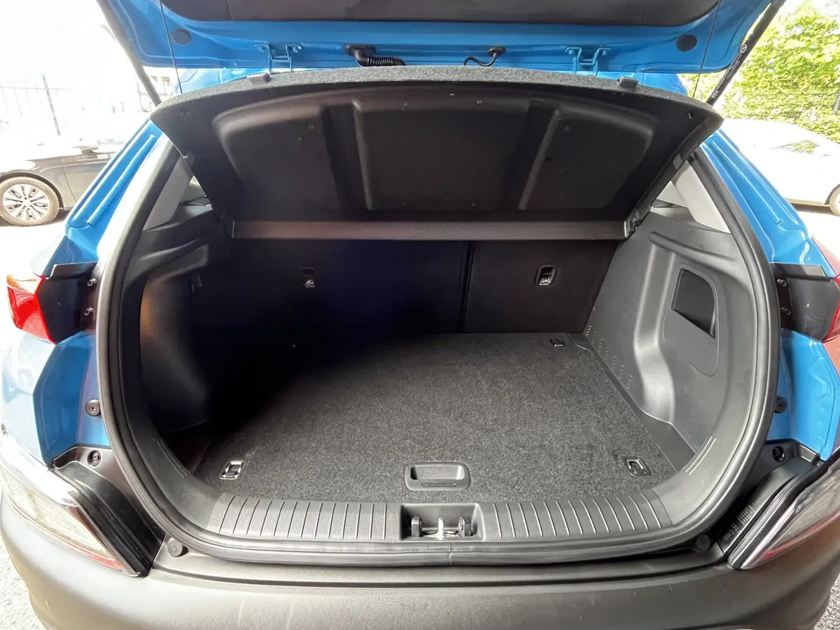 Hyundai Kona 1.6 GDI HEV Comfort // LED // VIRTUAL DISPLAY // APPLE CARPLAY / ANDROID AUTO // CAMERA // CLIMA // CRUISE: foto 30