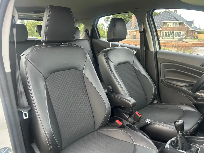 Ford EcoSport 1.0 EcoBoost Titanium | Parkeersensoren | Bluetooth | Navi | Cruise 2017 leasen bij DreamLease: foto 2