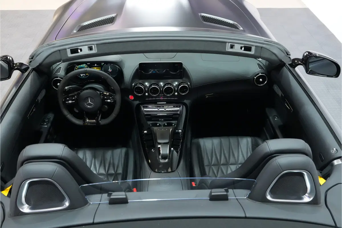 Mercedes-AMG GT R Roadster 430kW/585pk DKG7 1/750 VOL XPELL! DISTRONIC PLUS + VIRTUAL COCKPIT + BURMESTER 3D SOUND + 360 CAMERA + BLIS + STOELVERWARMING + AIRSCARF + MBUX NAVIGATIE + ACHTERASBESTURING + HOMELINK + PARKSENSOREN + 19"/20" LM-VELGEN!: foto 2