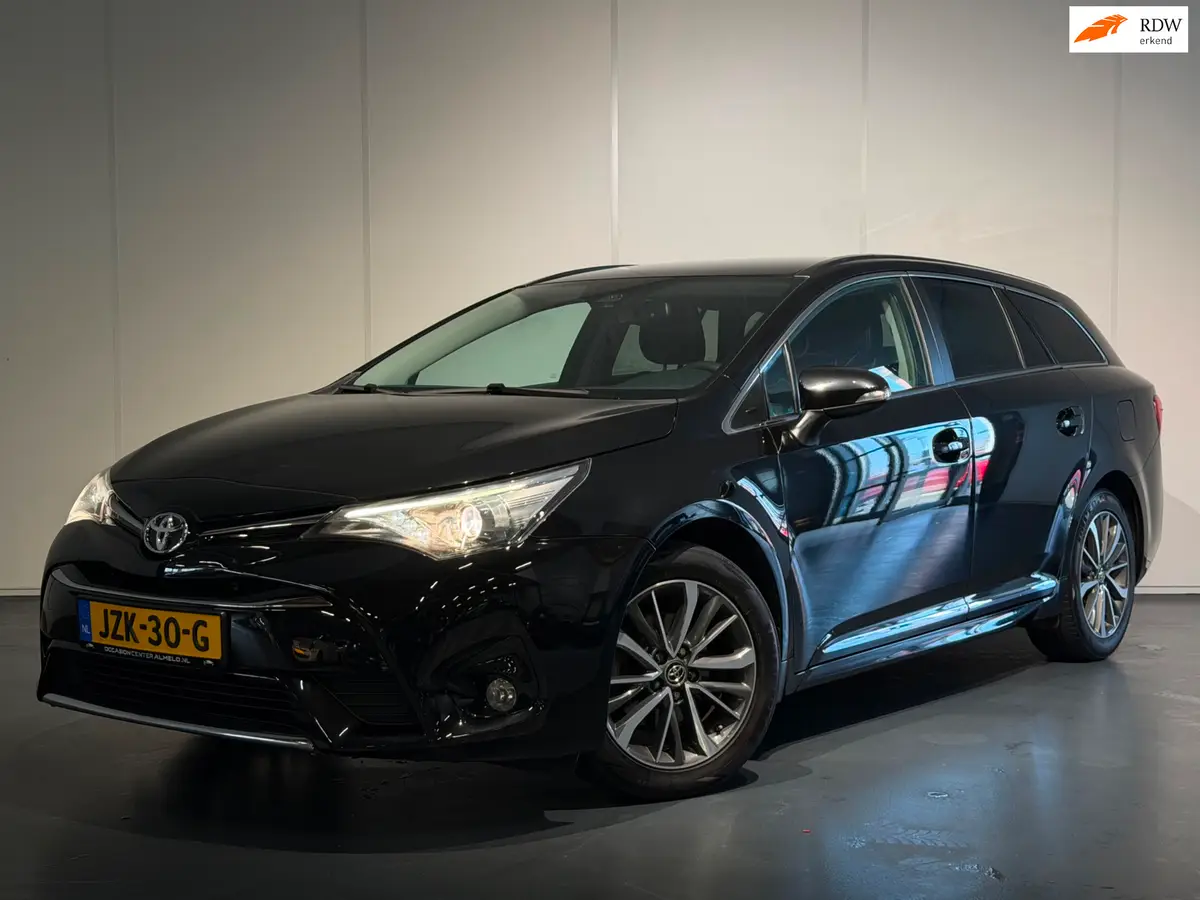 Toyota Avensis Touring Sports 1.8 VVT-i Business Plus AUT /Clima/Cruise/Camera/NAVI/LaneAss/LMV: foto 1