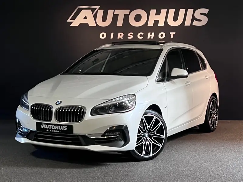 BMW 2 Serie Active Tourer 218i High Executive Launch Edition Pano/ Headup/ Camera/ Led/ Leder/ Ambiance/ Cruise/ DAB+/ 19"/ 2018 leasen bij DreamLease: foto 1