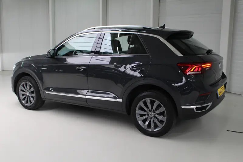 Volkswagen T-Roc 1.5 TSI DSG Sport 2020 leasen bij DreamLease: foto 2
