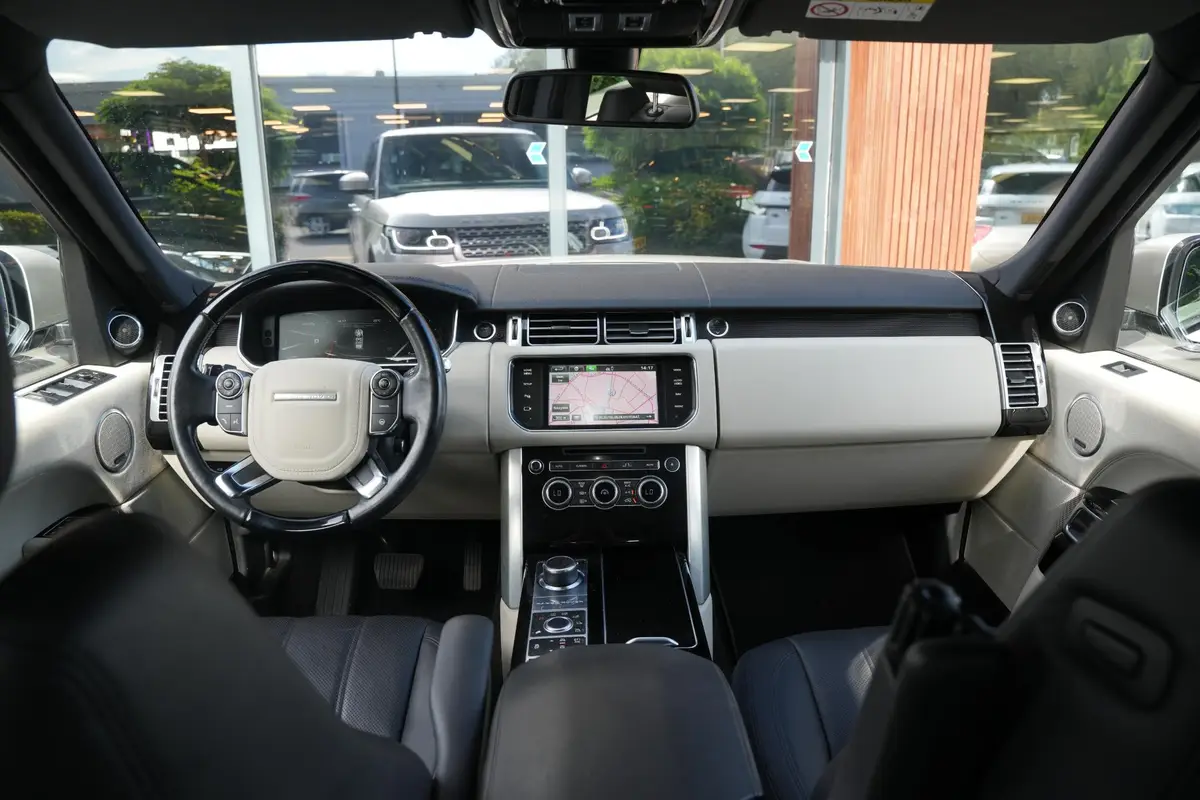 Land Rover Range Rover 3.0 TDV6 Autobiography: foto 2