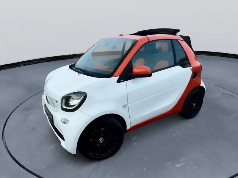 smart Fortwo cabrio 1.0 Passion Automaat Stoelverwarming Climate controle Cabrio 2017 leasen bij DreamLease: foto 2
