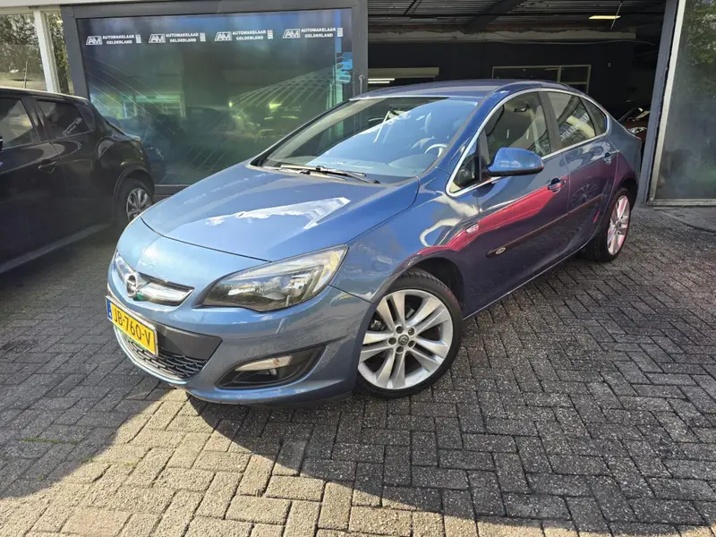 Opel Astra 1.4 Turbo Edition | 2E EIGENAAR | 12MND GARANTIE 2016 leasen bij DreamLease: foto 1