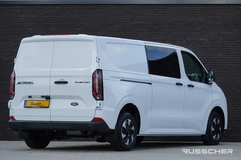 Ford E-Transit Custom L2H1 218Pk Aut. | Dubbele Cabine | 5-Persoons | Trend 320 | 71Kwh | Pro Power On Board | Achteruitrijcamera 2026 leasen bij DreamLease: foto 2