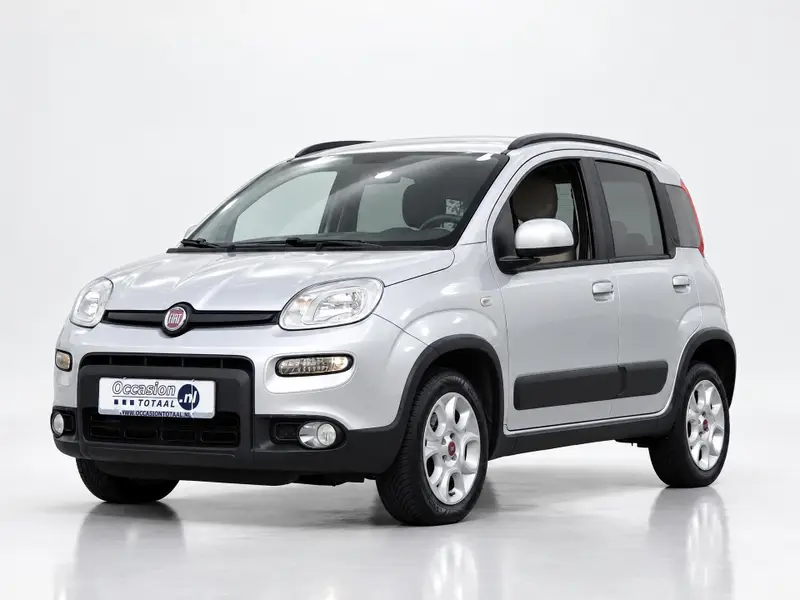 Fiat Panda 0.9 TwinAir Traction+ Trekking | Airco | Bluetooth 2014 leasen bij DreamLease: foto 1