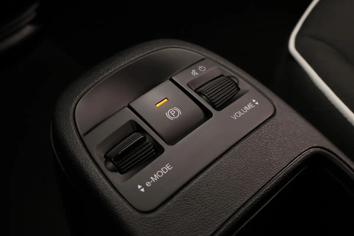 Fiat 500e Icon 42 kWh: foto 41