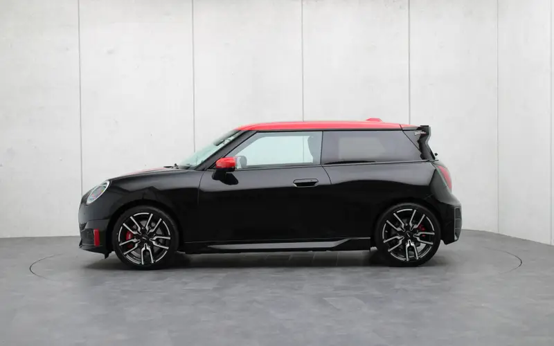 MINI 3-Deurs JCW John Cooper Works XL 2025 leasen bij DreamLease: foto 2