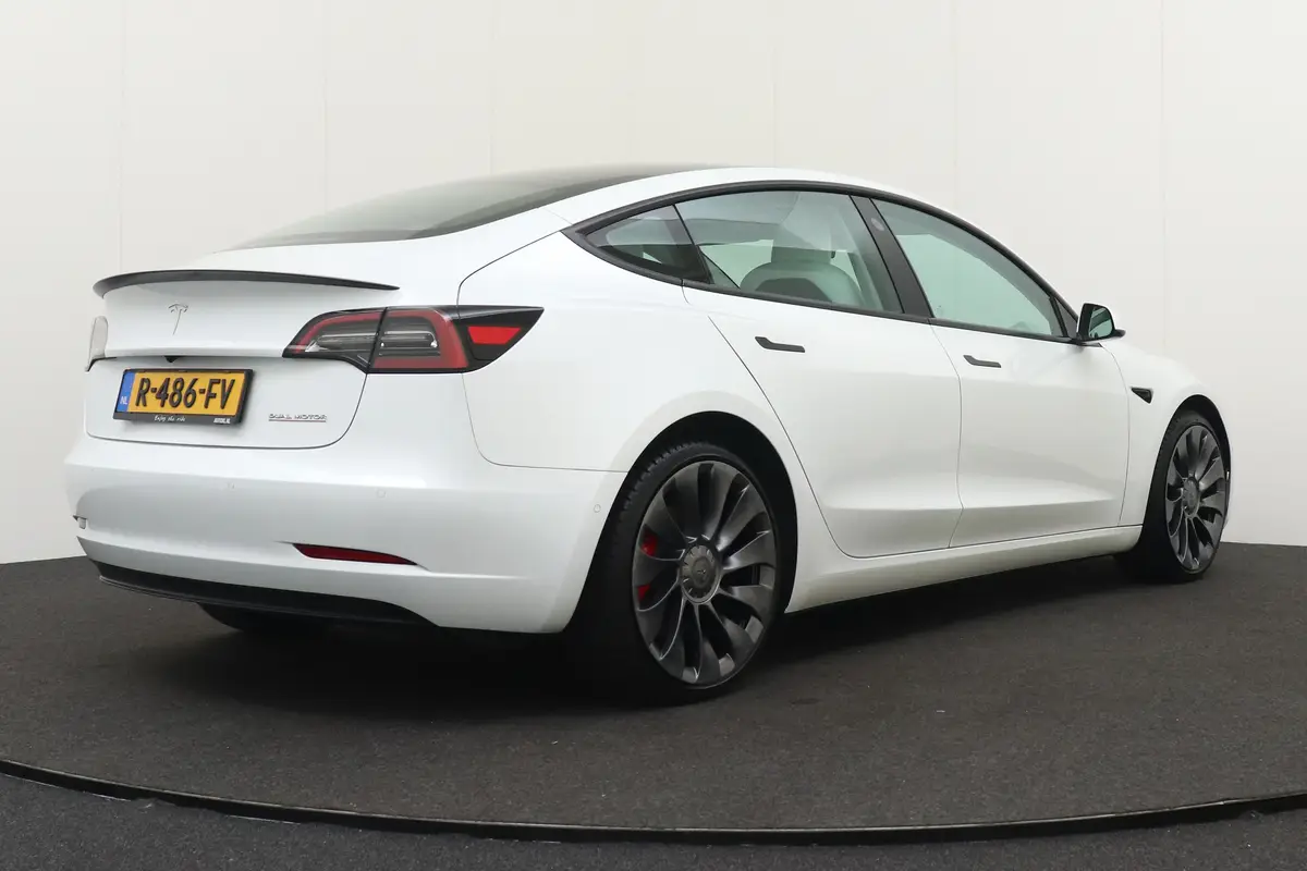 Tesla Model 3 Performance AWD 75 kWh (90% SOH) 463 PK: foto 2