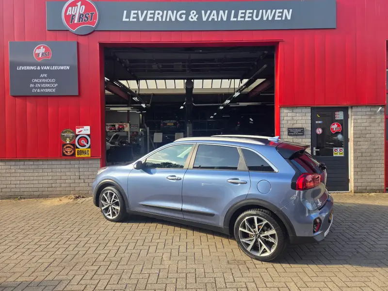 Kia Niro 1.6 GDi Hybrid ExecutiveLine Automaat/ Navigatie/ Parkeersensoren V+A/ Lederen bekleding/ Camera/ Rijklaarprijs! 2022 leasen bij DreamLease: foto 2