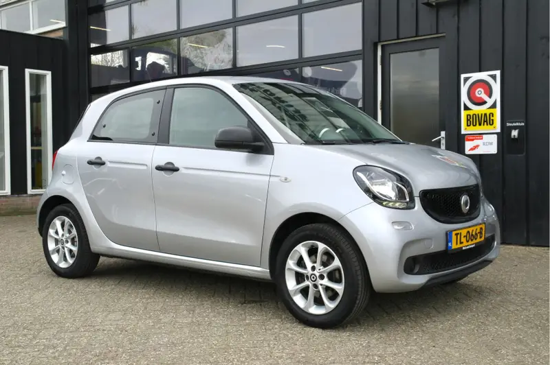 smart Forfour 1.0 Business Solution 2018 leasen bij DreamLease: foto 1