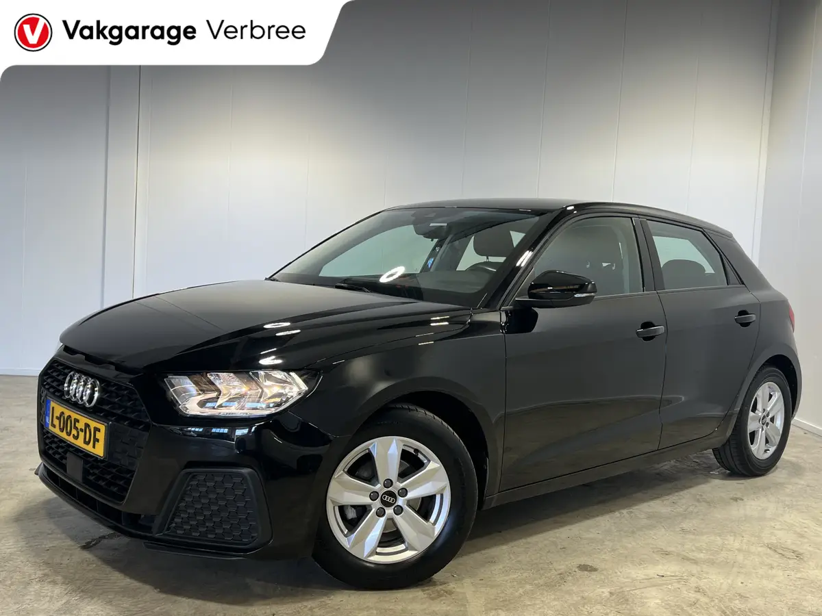 Audi A1 Sportback 25 TFSI Pro Line: foto 1