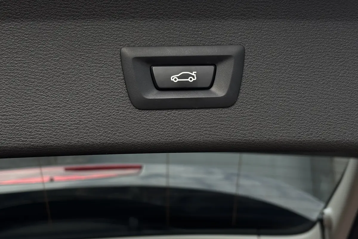 BMW X1 xDrive25e | Elektrische Klep | PDC V + A | LED | Apple Carplay | DAB | 35x op voorraad !: foto 39