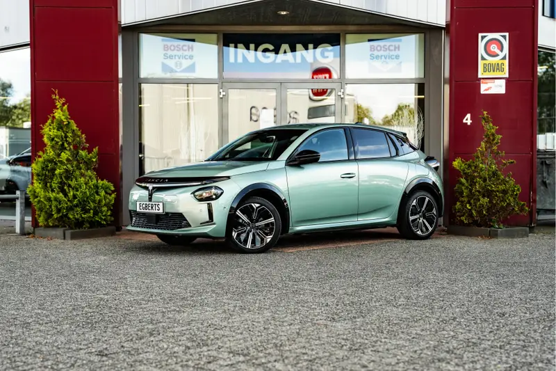 Lancia Ypsilon LX 54 kWh 2025 leasen bij DreamLease: foto 1