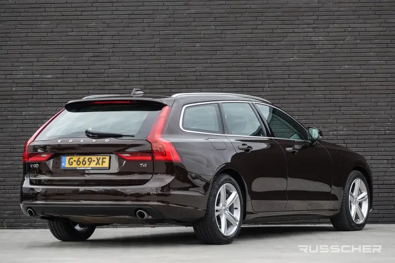 Volvo V90 2.0 T4 190Pk Aut. | Business Sp. | LED | Trekhaak | 18'' | Maple Brown 2018 leasen bij DreamLease: foto 2