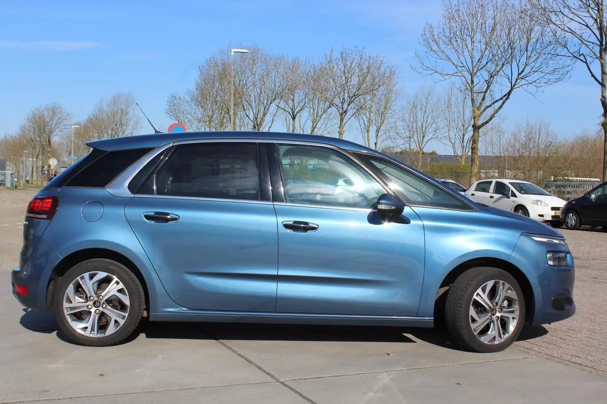 Citroën C4 Picasso 1.2 PureTech Business nap trekhaak camera multimedia navi parkeersensoren trekhaak: foto 2