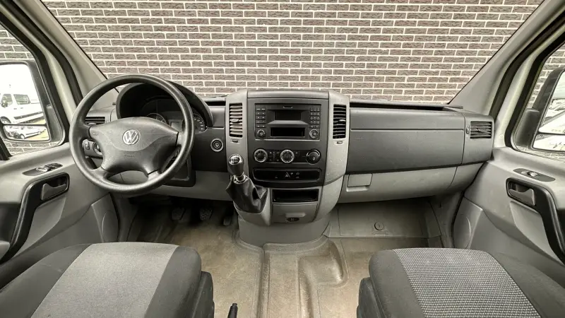 Volkswagen Crafter 35 2.0 TDI L2H1 DC 2017 leasen bij DreamLease: foto 2