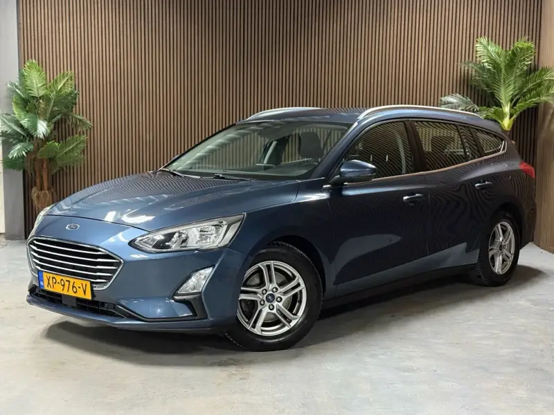 Ford Focus Wagon 1.0 EcoB. Tr Ed. bns Nieuw D.Ketting Garantie 2019 leasen bij DreamLease: foto 1