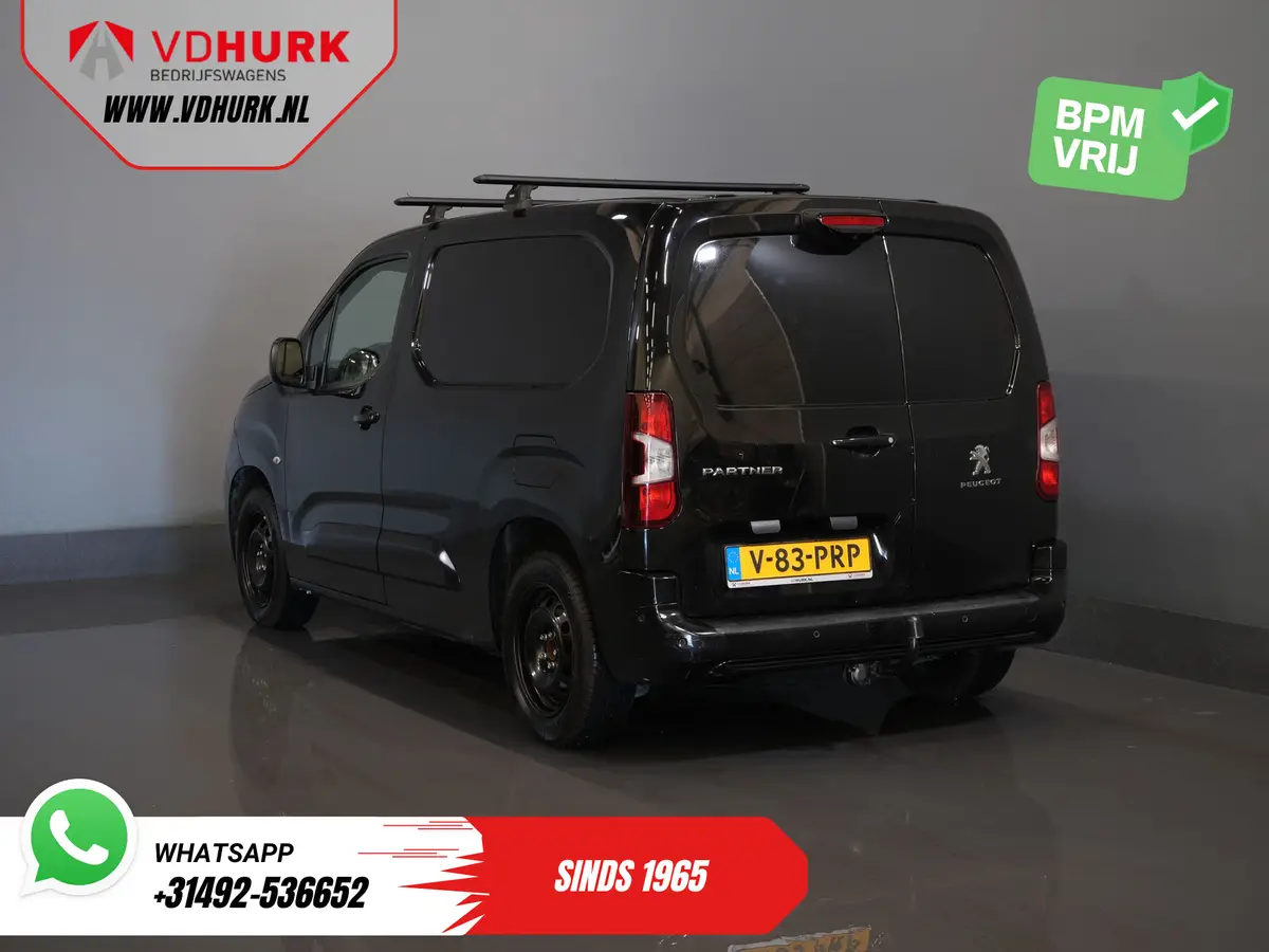 Peugeot Partner 1.2 BENZINE Aut. 110 pk Stoelverw./ Carplay/ Camera/ PDC/ Climate/ Cruise/ Trekhaak/ Airco: foto 2