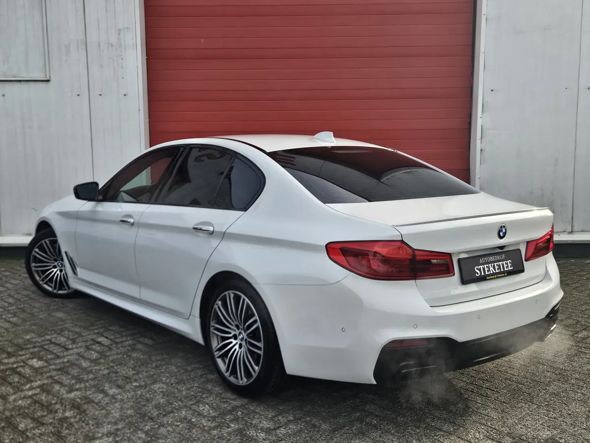 BMW 5 Serie M550i xDrive High Executive | Head-up | Elek. Trekhaak |: foto 2
