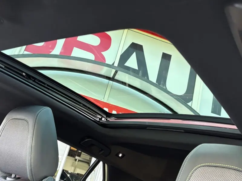 Peugeot 2008 1.2 PURETECH AUT. 130PK GT-LINE PANO-DAK NAVI CAMERA CARPLAY AIRCO LMV PDC 2021 leasen bij DreamLease: foto 1