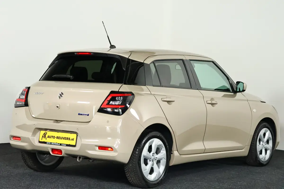 Suzuki Swift 1.2 Style Smart Hybrid: foto 2
