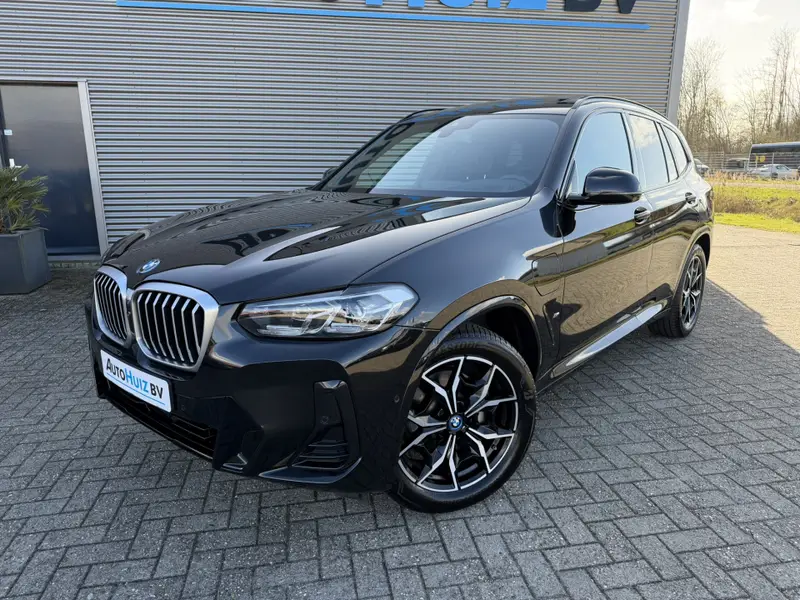BMW X3 xDrive30e High Executive M Sport Panoramadak 19 Inch LED Keyless Entry Elek. Stoelverstelling ACC Head-Up Display Trekhaak 2024 leasen bij DreamLease: foto 2