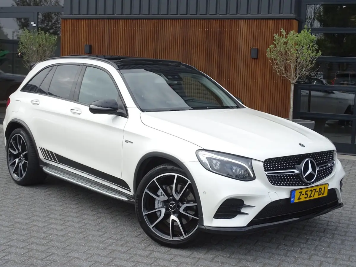 Mercedes-Benz GLC 43 AMG 368PK 4-Matic / pano / Burmester / LED: foto 2