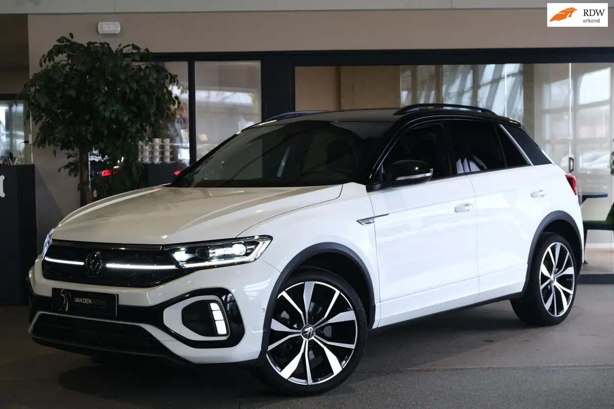 Volkswagen T-Roc 1.5 TSI 2x R-Line DSG Facelift Black Virtual IQ Led Navi ACC Beats: foto 1