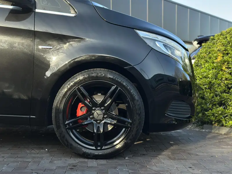 Mercedes-Benz V-Klasse 220d Lang DC Edition 2015 leasen bij DreamLease: foto 2