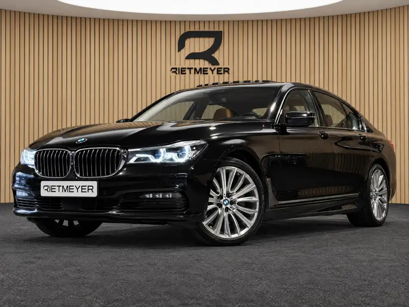 BMW 7 Serie 750i xDrive 2017 leasen bij DreamLease: foto 1