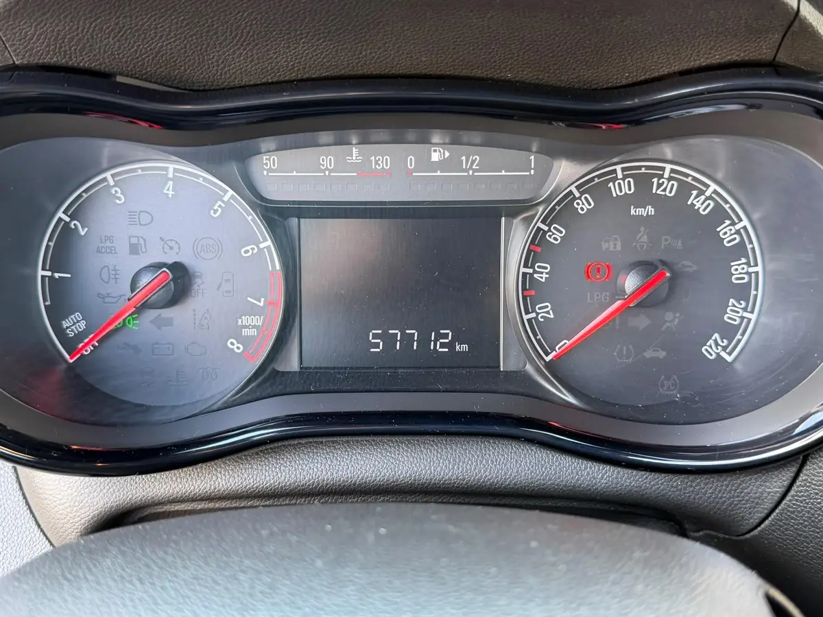Opel KARL 1.0 ecoFLEX Edition: foto 41