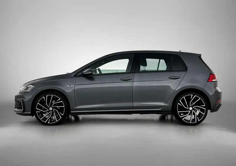 Volkswagen Golf 1.4 TSI PHEV GTE 2018 leasen bij DreamLease: foto 2