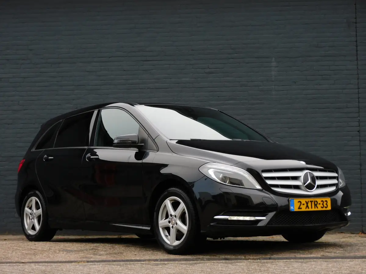 Mercedes-Benz B-Klasse 180 Ambition Comfort: foto 2