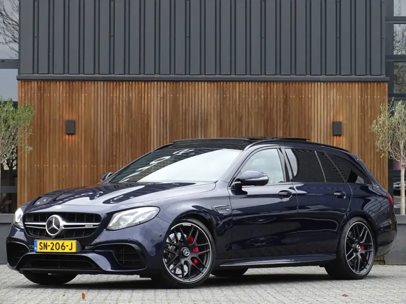 Mercedes-Benz E-Klasse Estate E63s AMG V8 612PK 4-Matic / carbon / pano / head-up / 360° 2017 leasen bij DreamLease: foto 1
