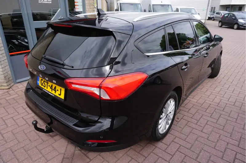 Ford Focus Wagon 1.0I EcoBoost Titanium Business Automaat 2022 leasen bij DreamLease: foto 2