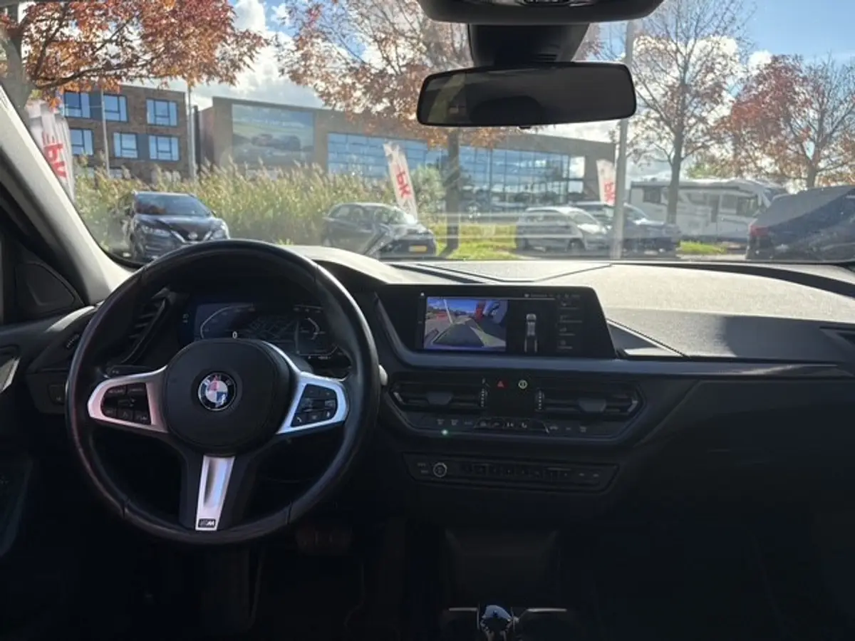 BMW 1 Serie 118i Introduction Edition | Navi | Camera | Cruise | 61.233 km: foto 20